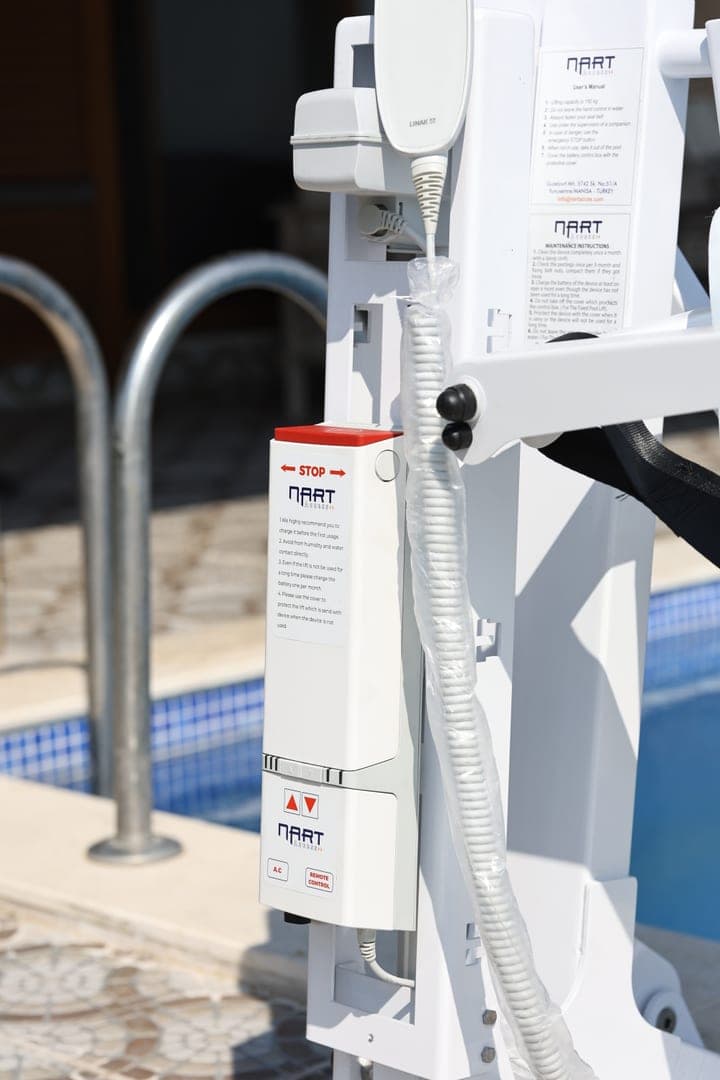 Nart Pool Lift image 1