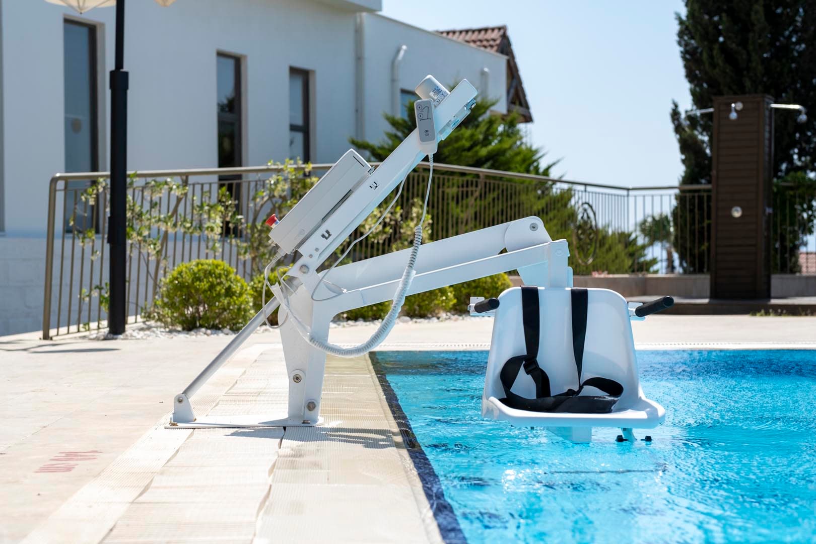 Nart Pool Lift image 13