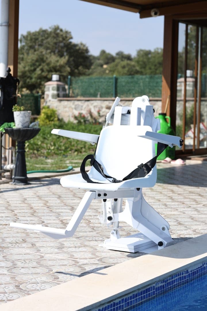 Nart Pool Lift image 18