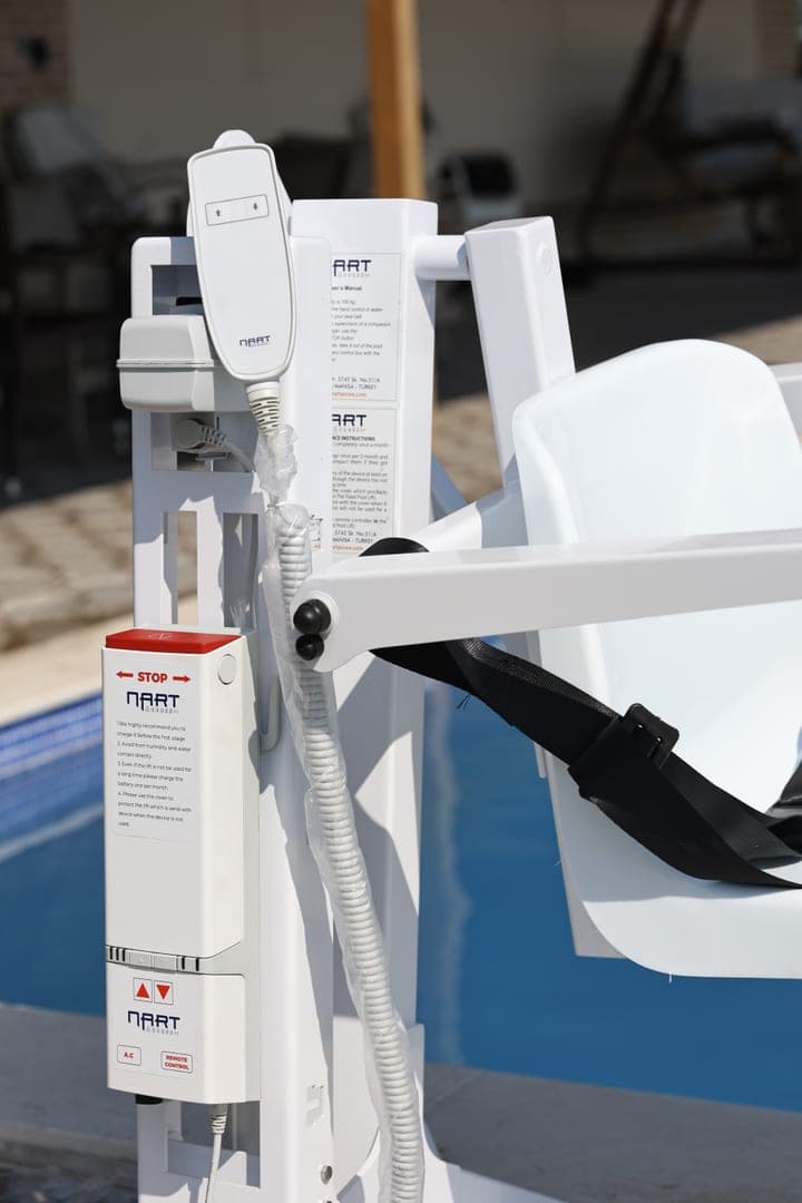 Nart Pool Lift image 2