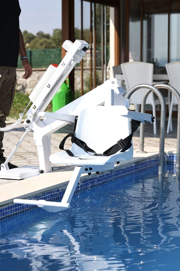 Nart Pool Lift image 23