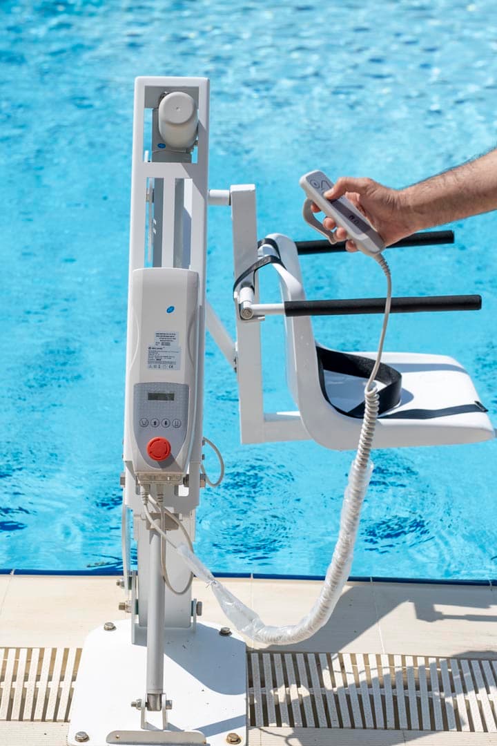 Nart Pool Lift image 3
