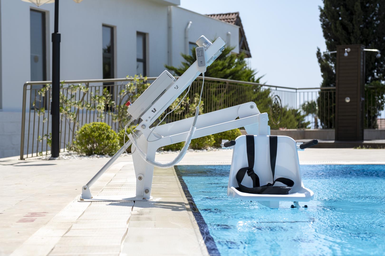 Nart Pool Lift image 13