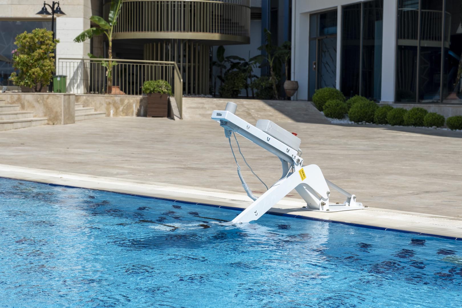 Nart Pool Lift image 7